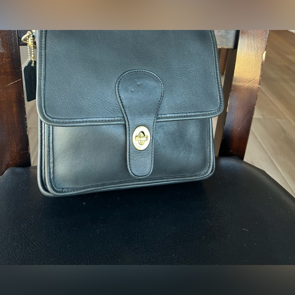 Vintage 1994 Coach Station Bag. Made in the USA. Beautifully reconditioned. - Picture 3 of 11
